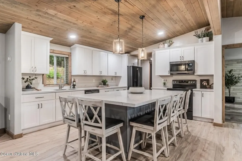 477 Holley Glen Road Priest River ID 83856