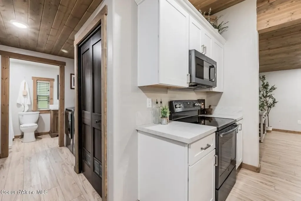 477 Holley Glen Road Priest River ID 83856