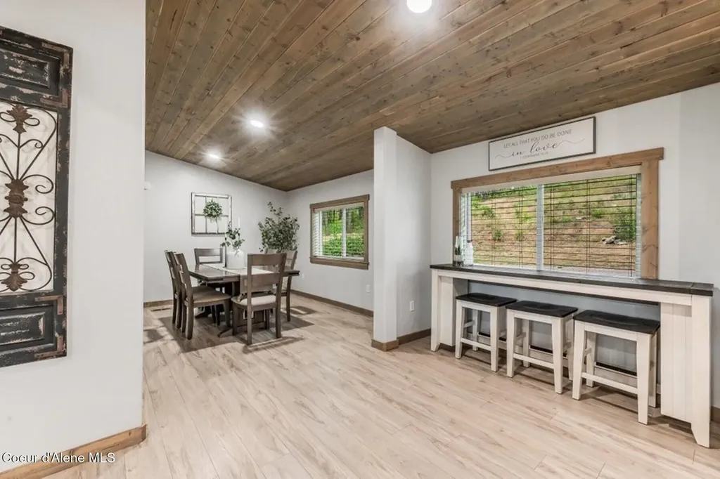 477 Holley Glen Road Priest River ID 83856