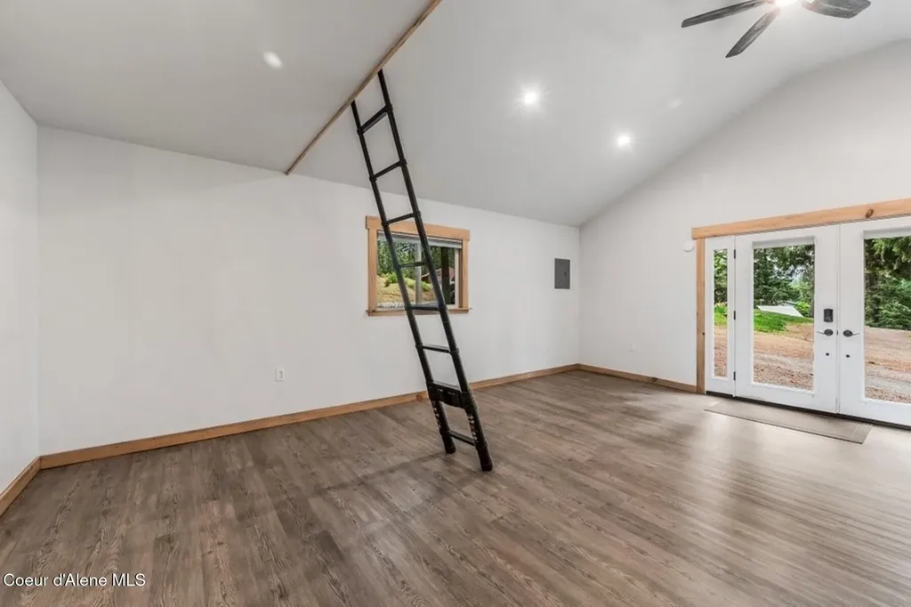 477 Holley Glen Road Priest River ID 83856