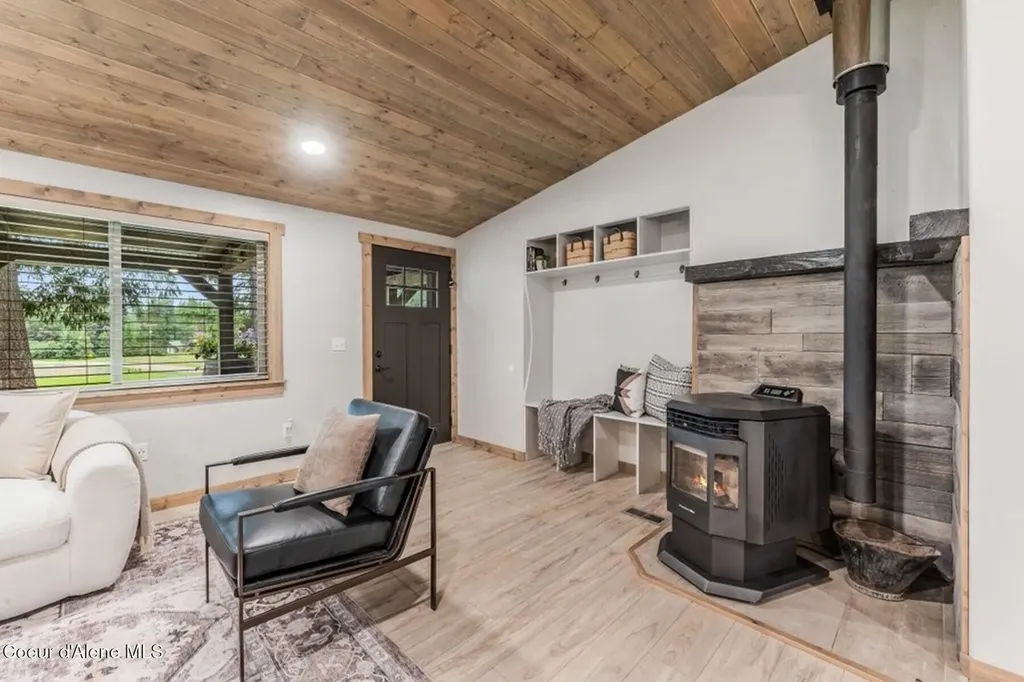 477 Holley Glen Road Priest River ID 83856
