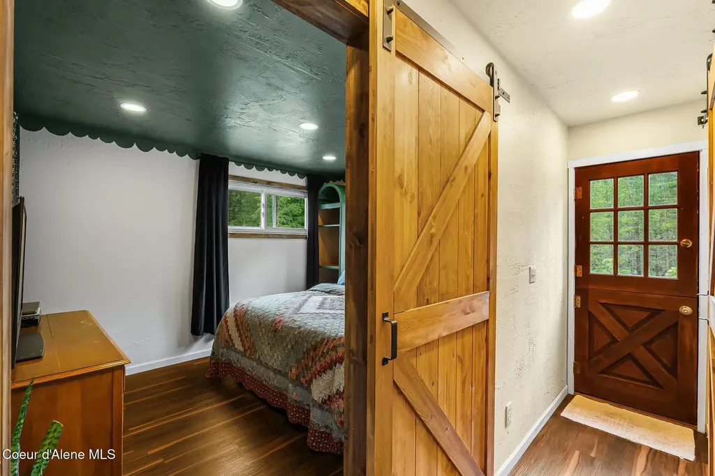 840 Artisan Way Sandpoint ID 83864