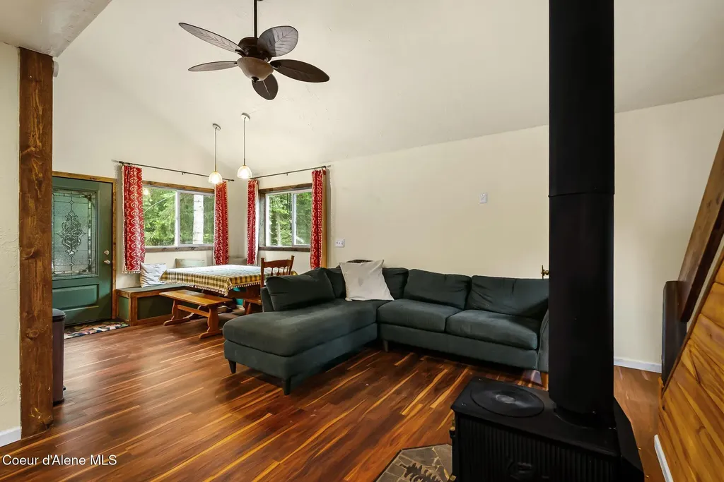 840 Artisan Way Sandpoint ID 83864