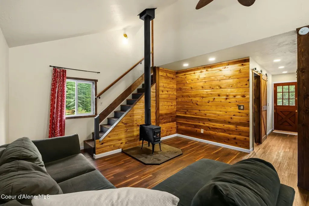 840 Artisan Way Sandpoint ID 83864