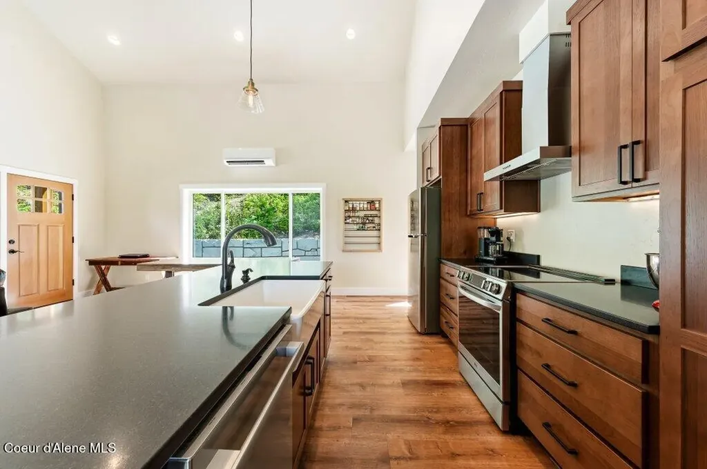 149 Idyllwild Road Sagle ID 83860