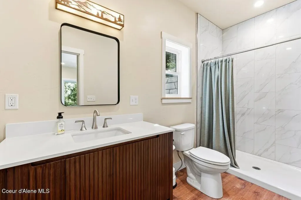 149 Idyllwild Road Sagle ID 83860