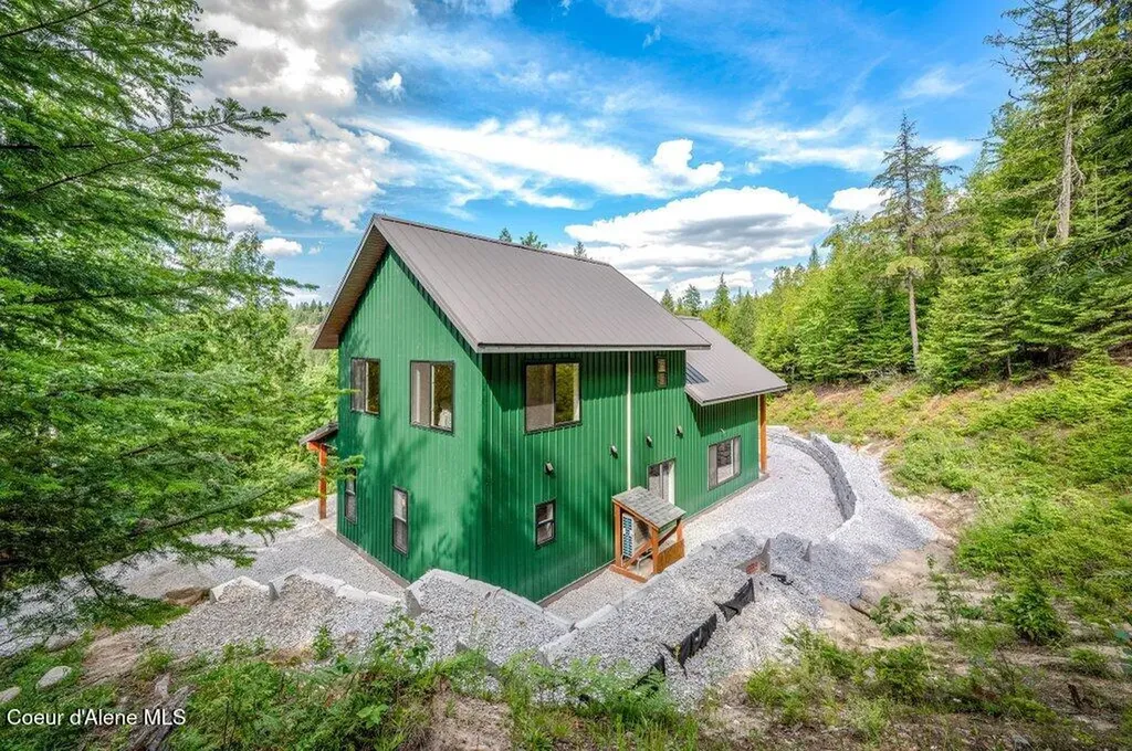 149 Idyllwild Road Sagle ID 83860