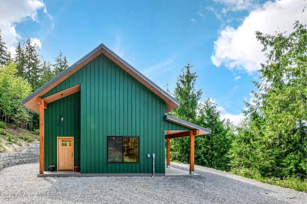 149 Idyllwild Road Sagle ID 83860