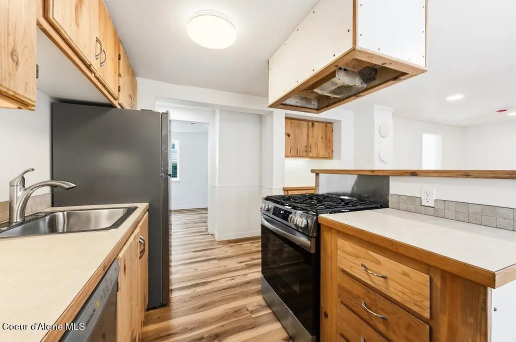 420 S Main Street Kellogg ID 83837