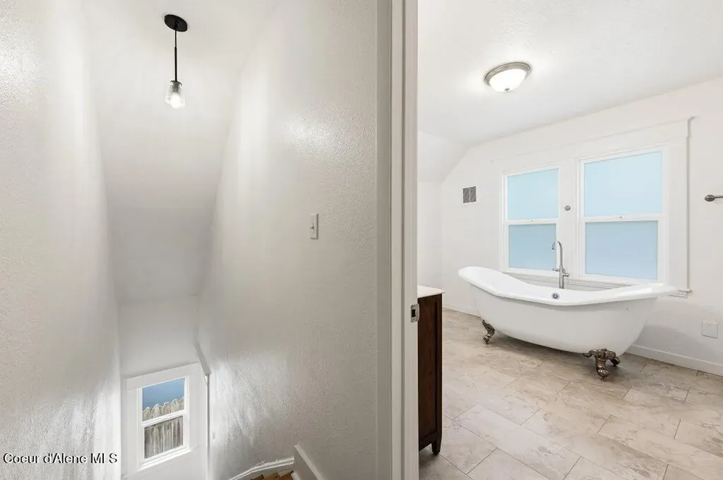 420 S Main Street Kellogg ID 83837