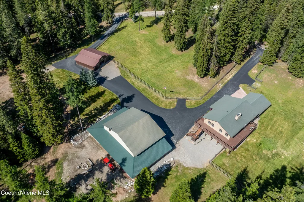 4684 E Wildlife Trail Hayden ID 83835