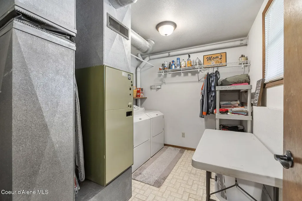 4684 E Wildlife Trail Hayden ID 83835