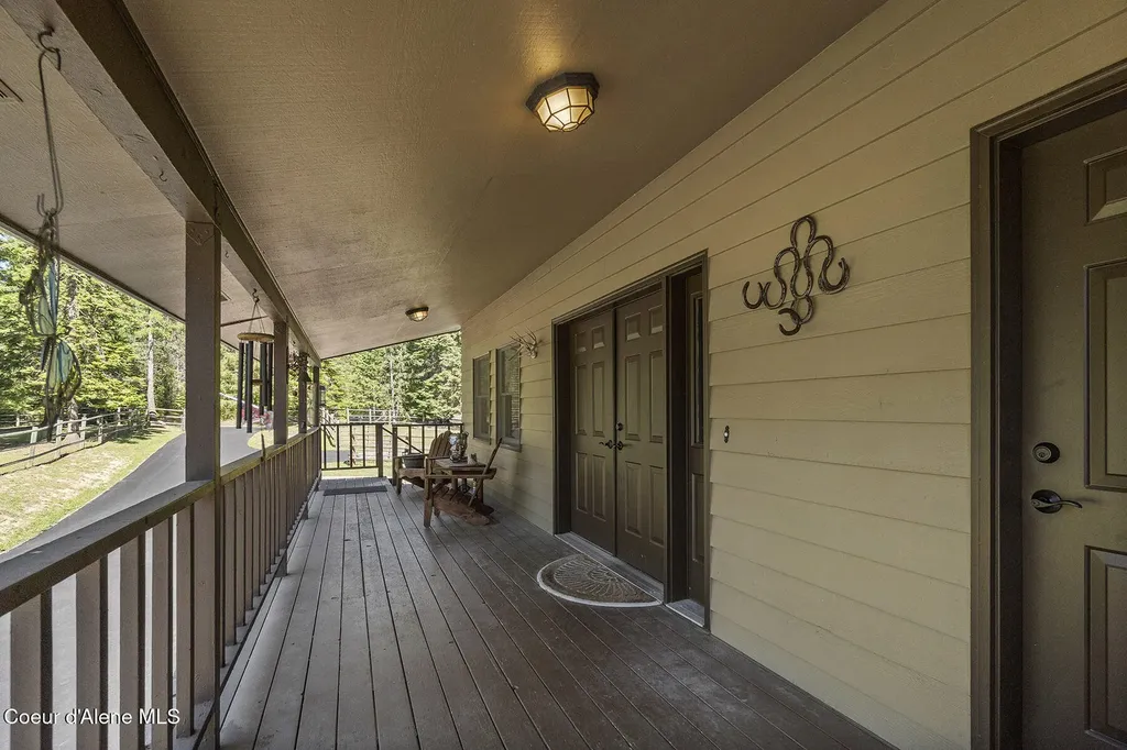 4684 E Wildlife Trail Hayden ID 83835