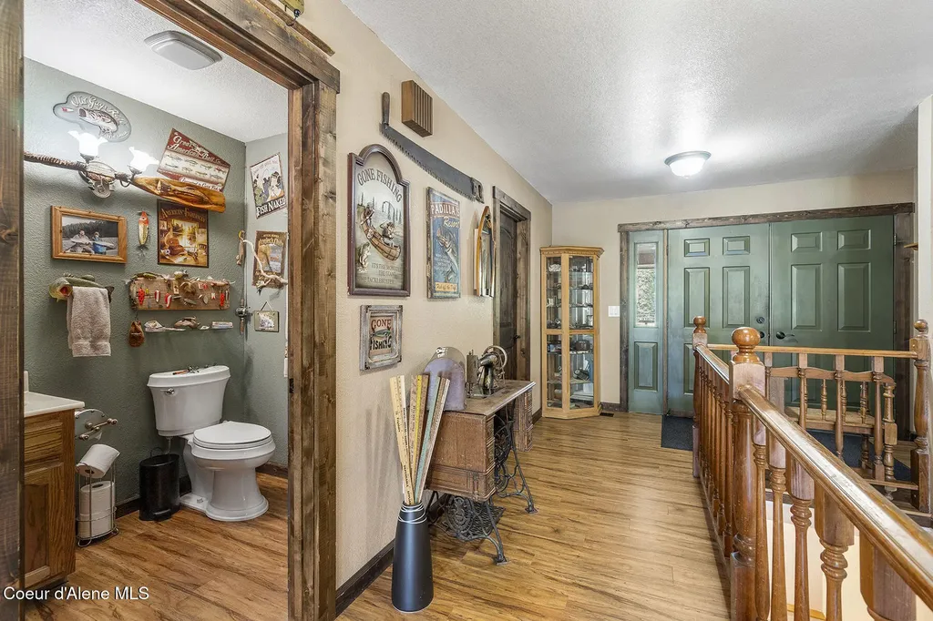 4684 E Wildlife Trail Hayden ID 83835