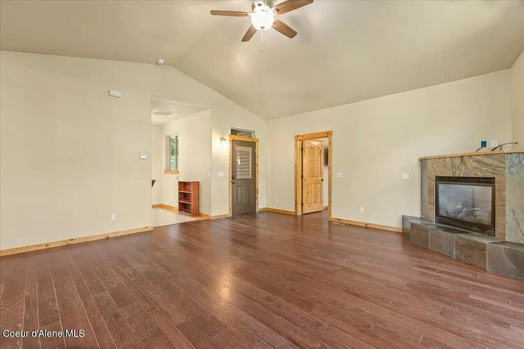 17727 S Bull Run Road Cataldo ID 83810