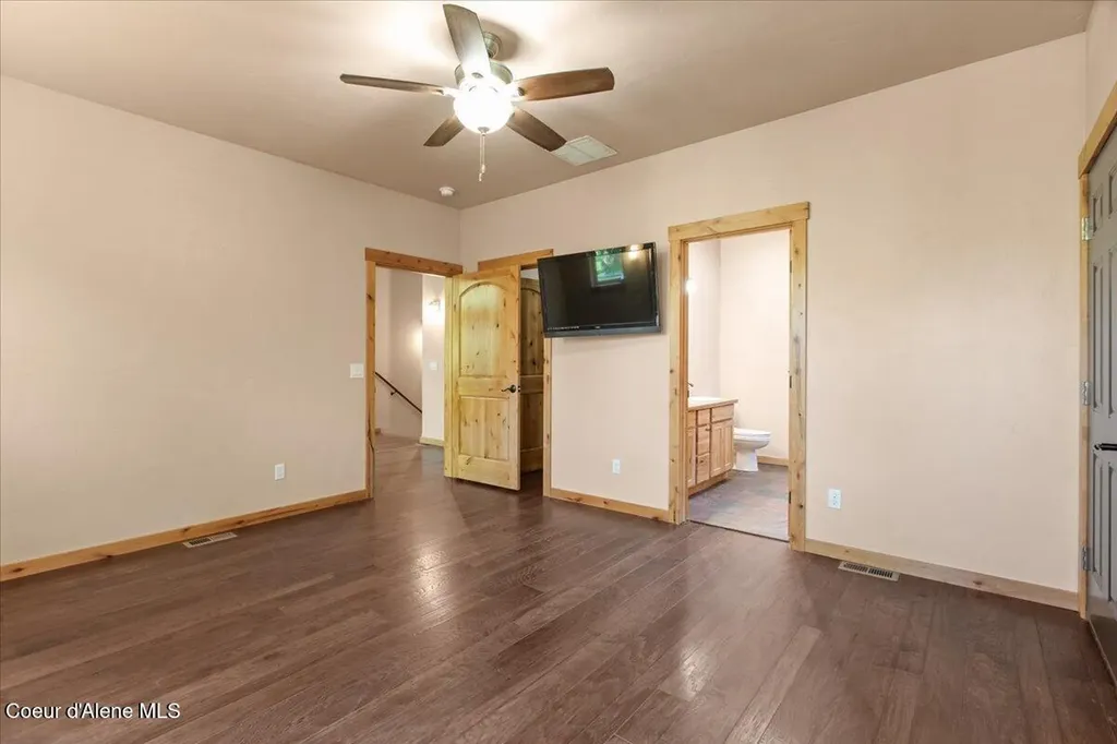 17727 S Bull Run Road Cataldo ID 83810
