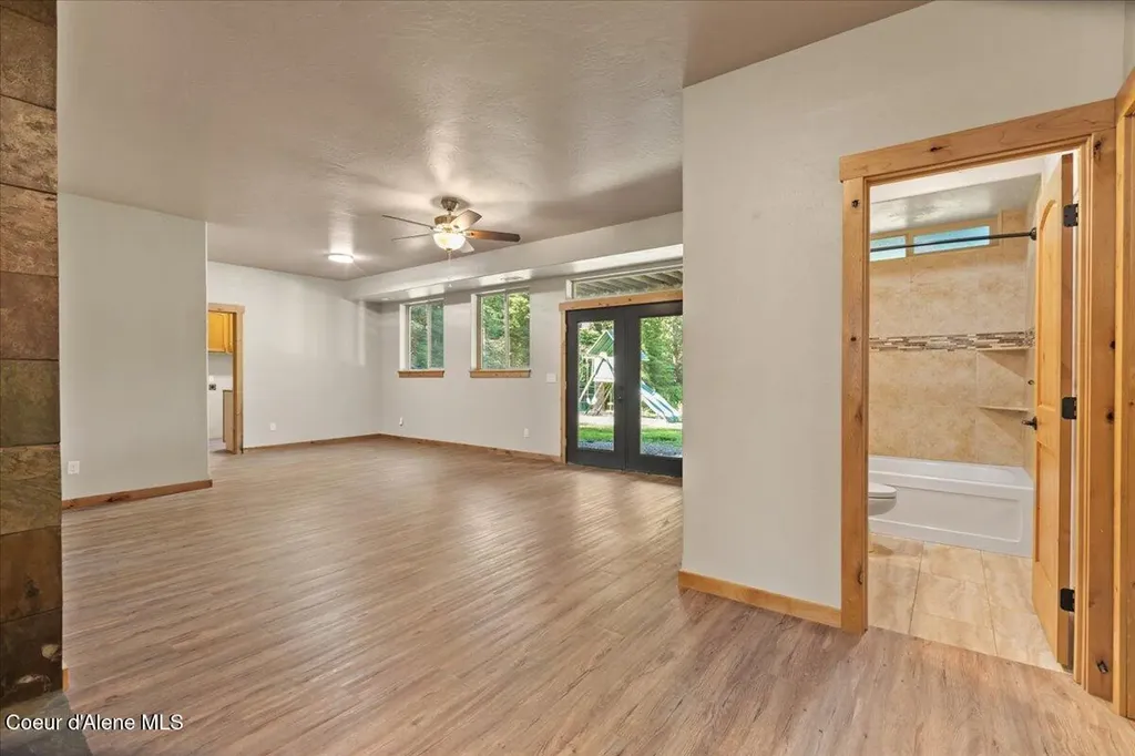 17727 S Bull Run Road Cataldo ID 83810