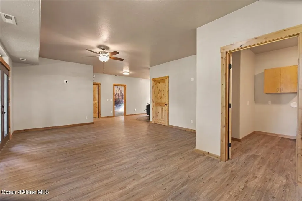 17727 S Bull Run Road Cataldo ID 83810
