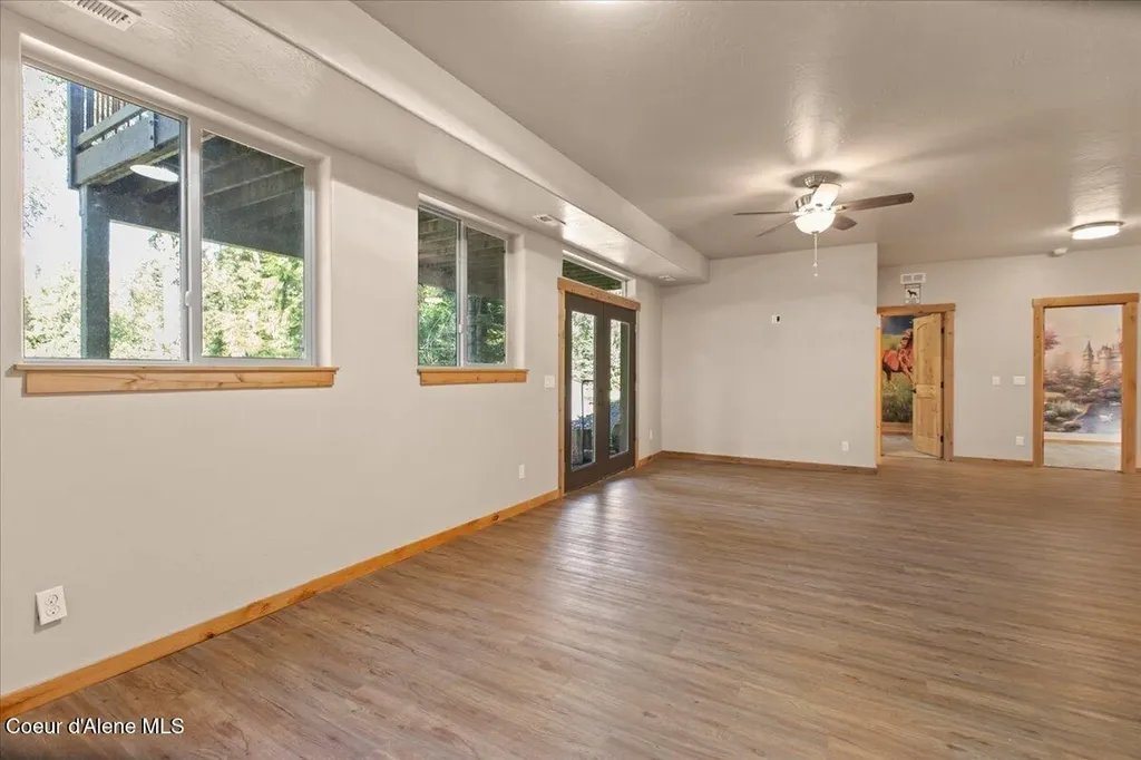 17727 S Bull Run Road Cataldo ID 83810