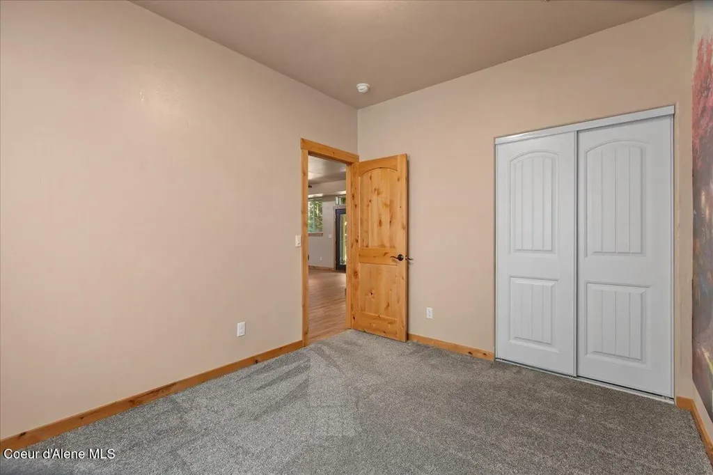 17727 S Bull Run Road Cataldo ID 83810