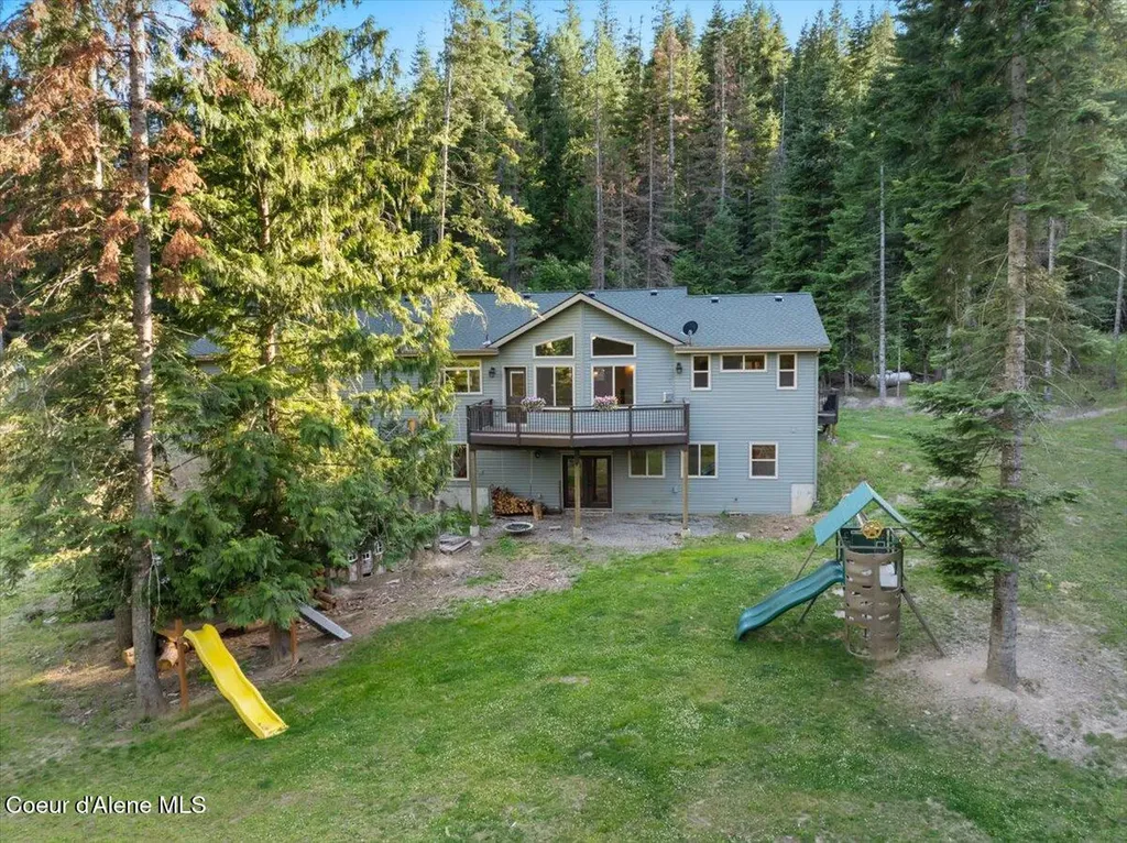 17727 S Bull Run Road Cataldo ID 83810