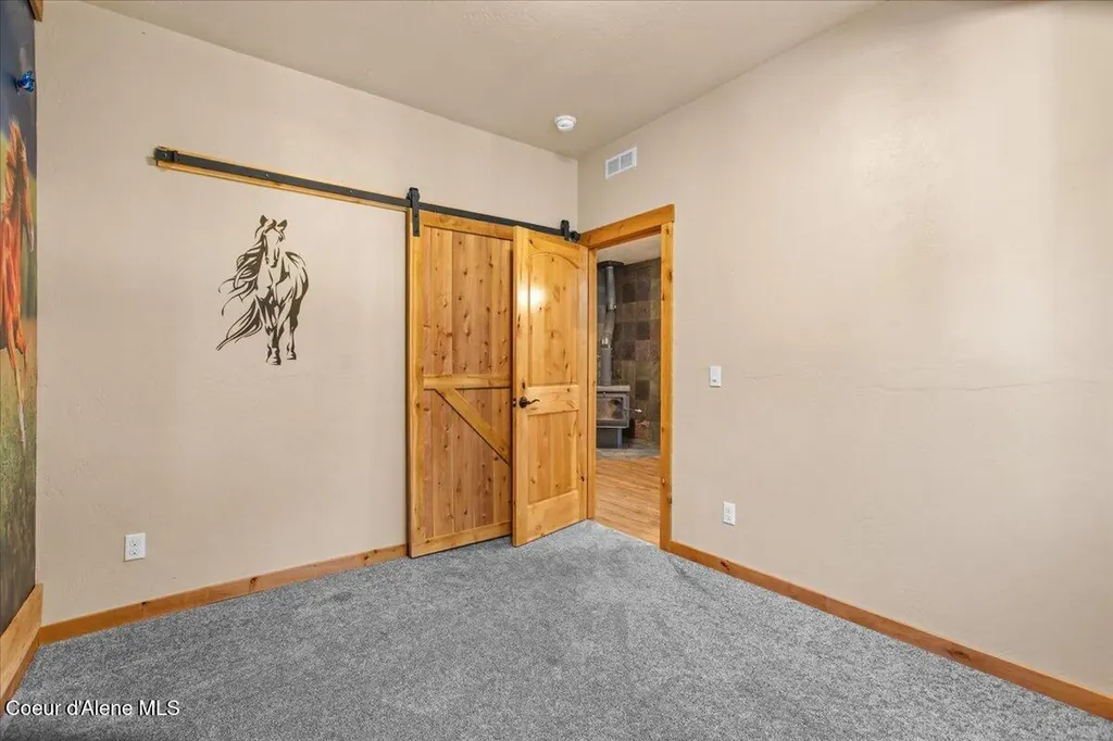 17727 S Bull Run Road Cataldo ID 83810