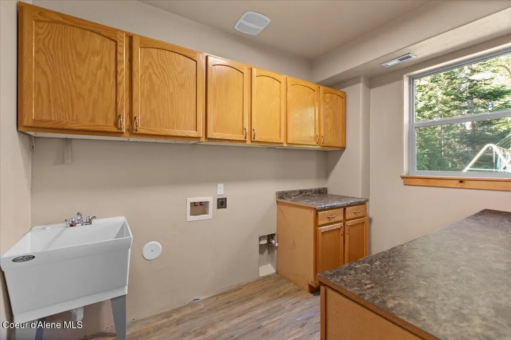 17727 S Bull Run Road Cataldo ID 83810
