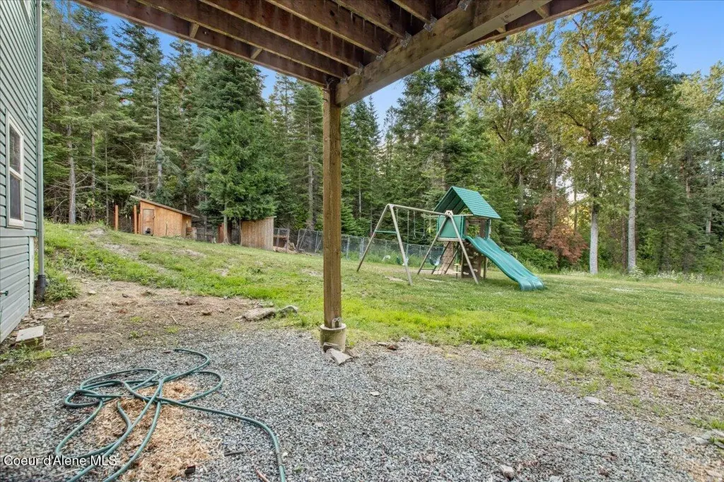 17727 S Bull Run Road Cataldo ID 83810