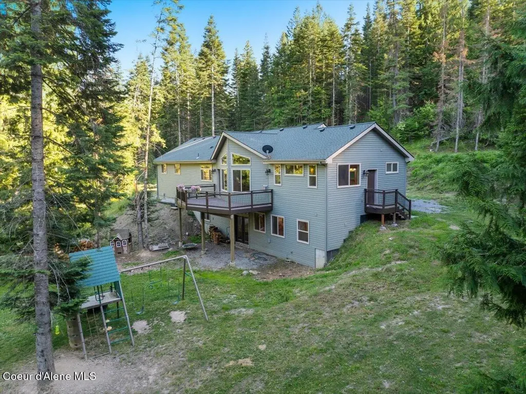 17727 S Bull Run Road Cataldo ID 83810