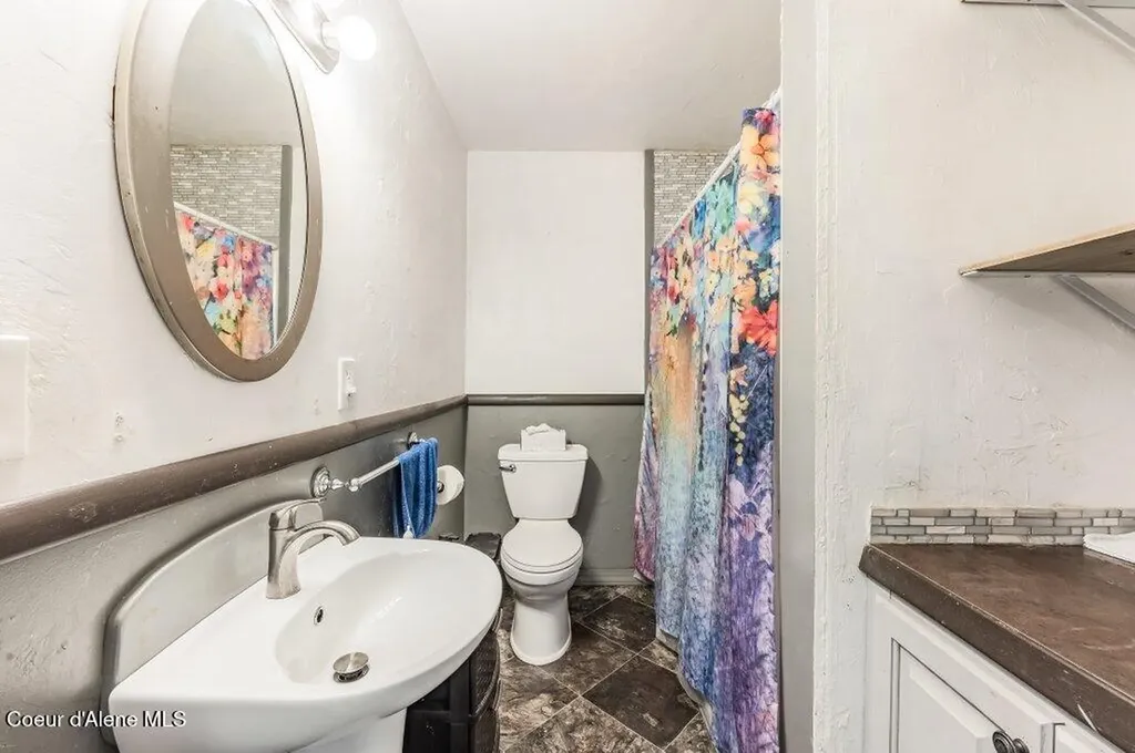 7494 Wells Street Bonners Ferry ID 83805