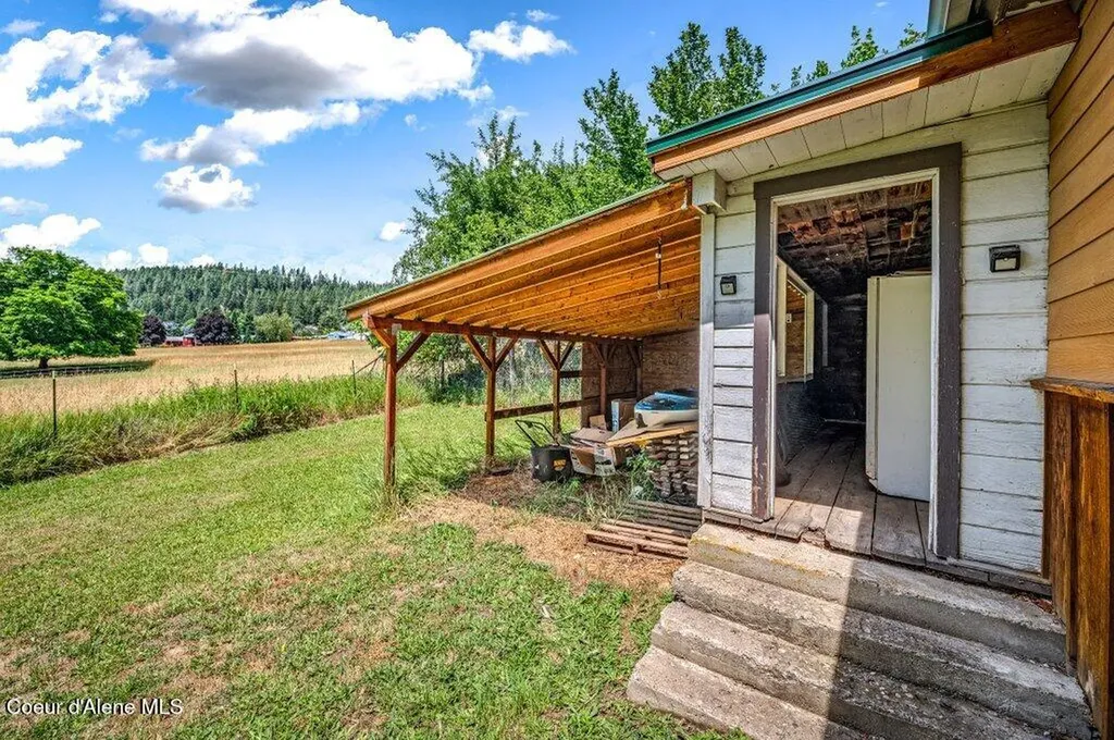 7494 Wells Street Bonners Ferry ID 83805