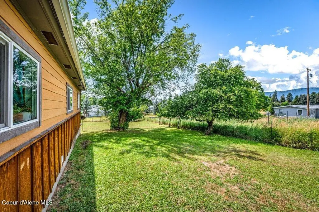 7494 Wells Street Bonners Ferry ID 83805