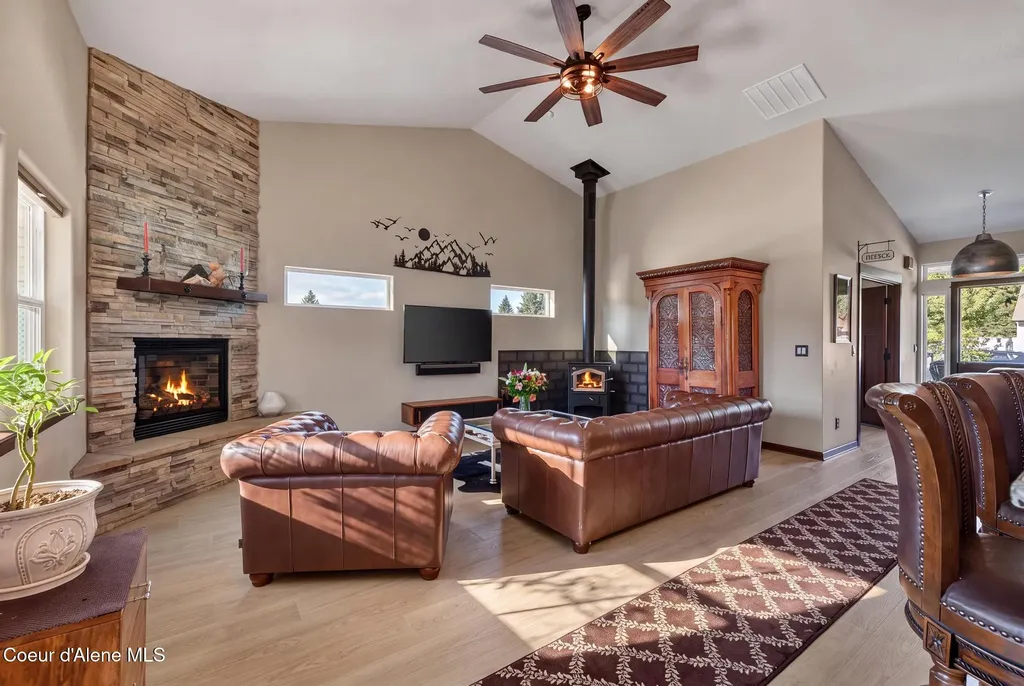 1658 W Boyles Avenue Hayden ID 83835