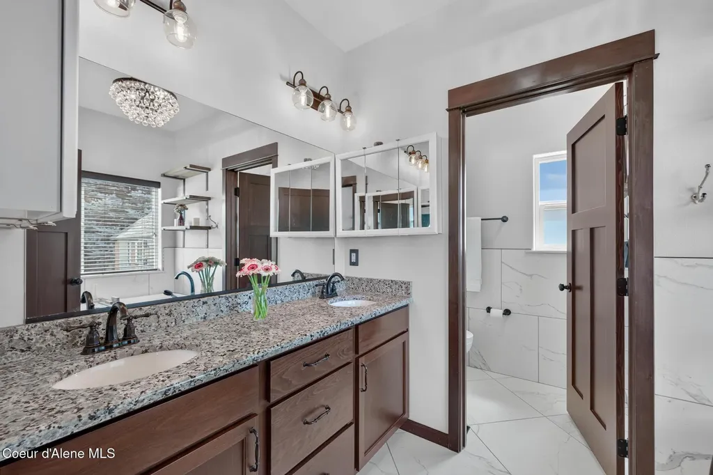 1658 W Boyles Avenue Hayden ID 83835