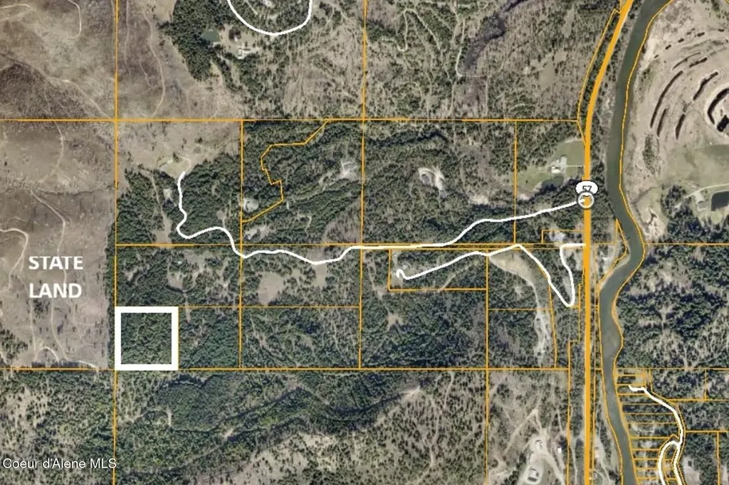 718 Slippery Slope Lot 1 Priest River ID 83856