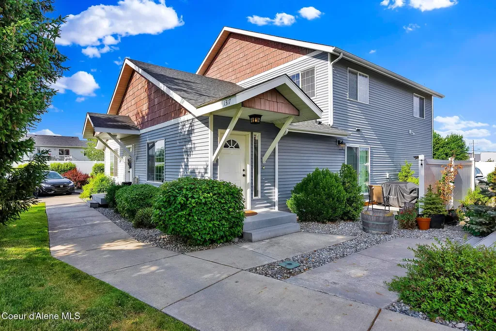 1317 N Forsythia Circle Post Falls ID 83854