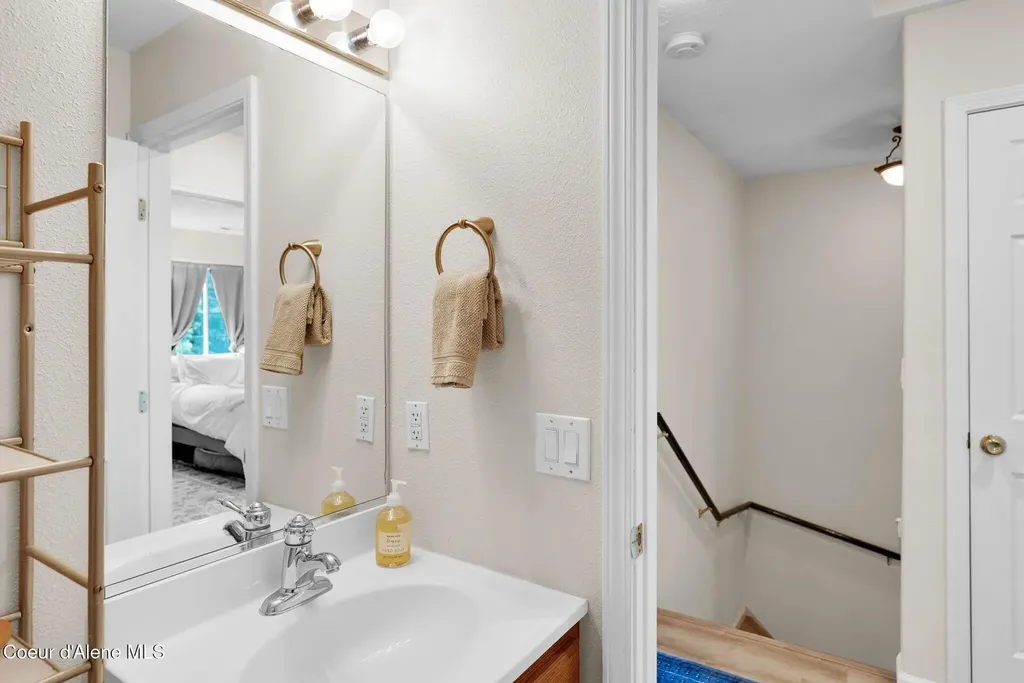 1317 N Forsythia Circle Post Falls ID 83854