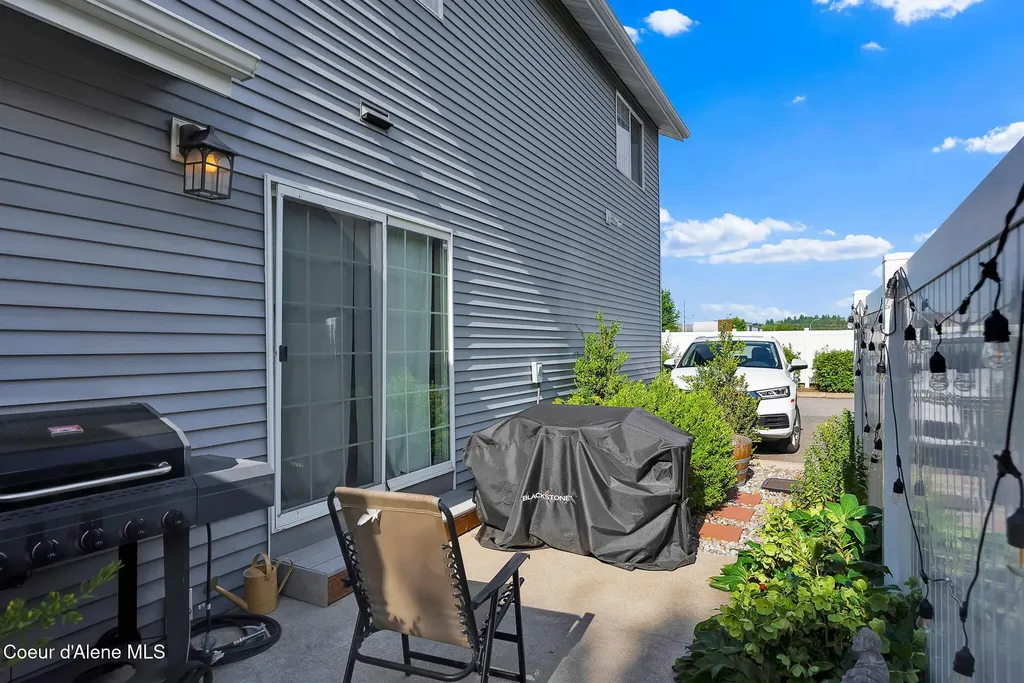 1317 N Forsythia Circle Post Falls ID 83854