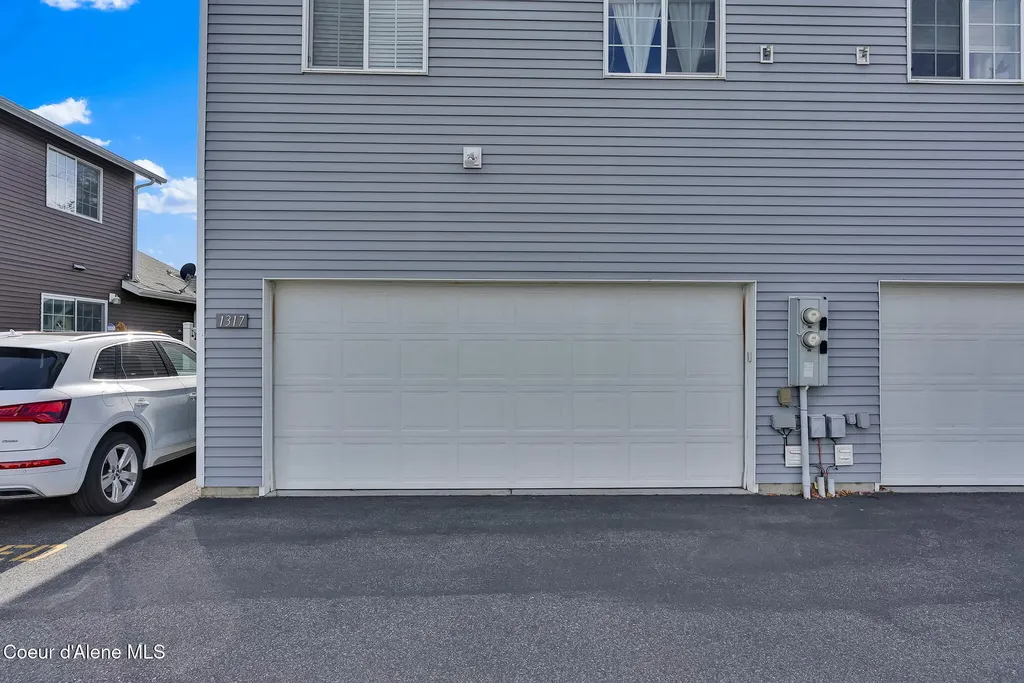 1317 N Forsythia Circle Post Falls ID 83854