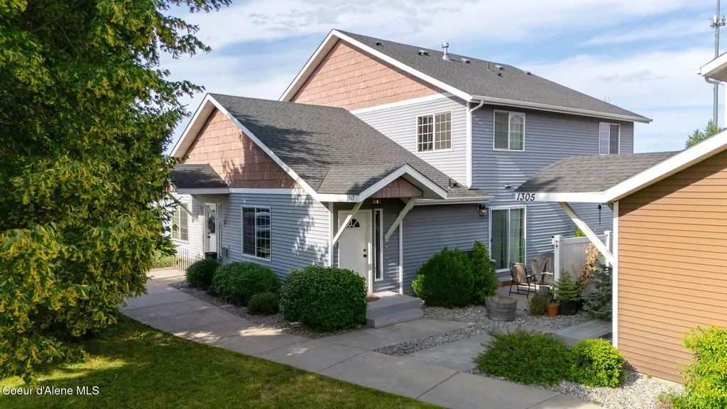 1317 N Forsythia Circle Post Falls ID 83854