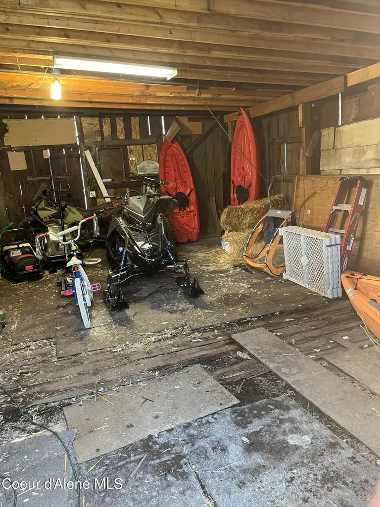 112 E 1st Avenue Smelterville ID 83868