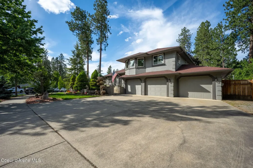 5231 E River Place Post Falls ID 83854