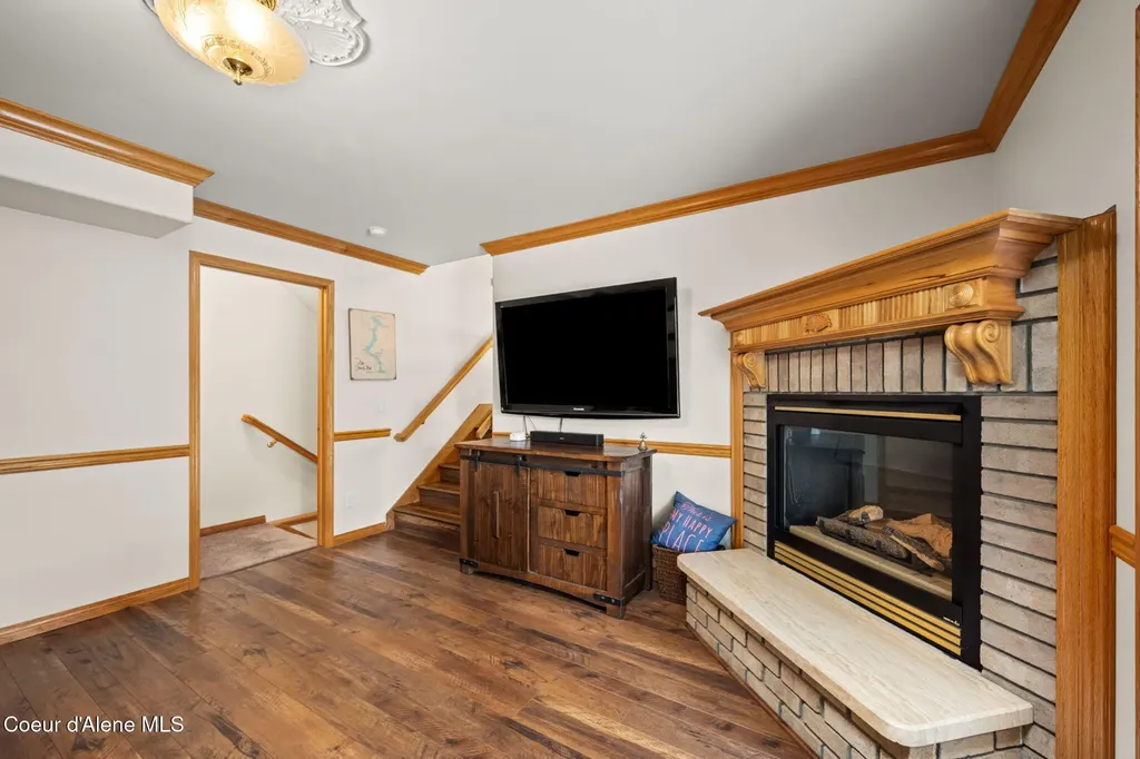 5231 E River Place Post Falls ID 83854