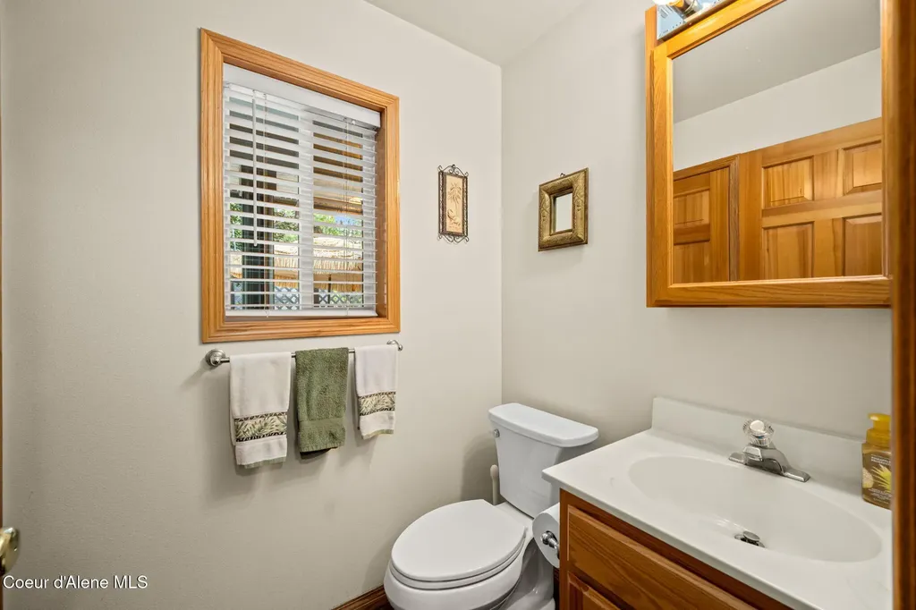 5231 E River Place Post Falls ID 83854