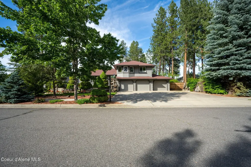 5231 E River Place Post Falls ID 83854