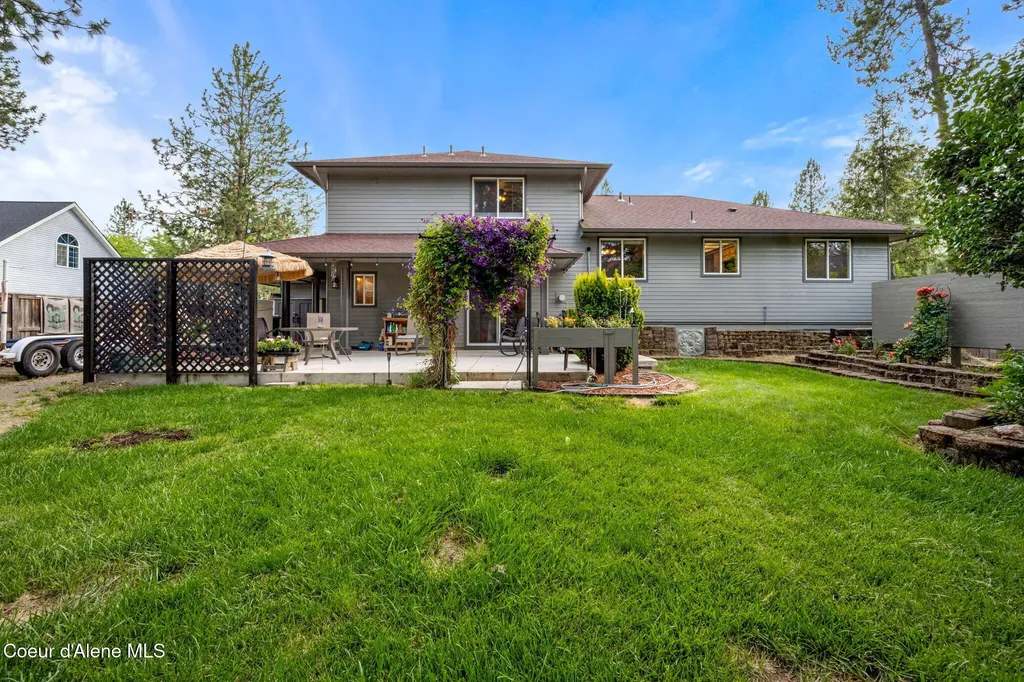 5231 E River Place Post Falls ID 83854