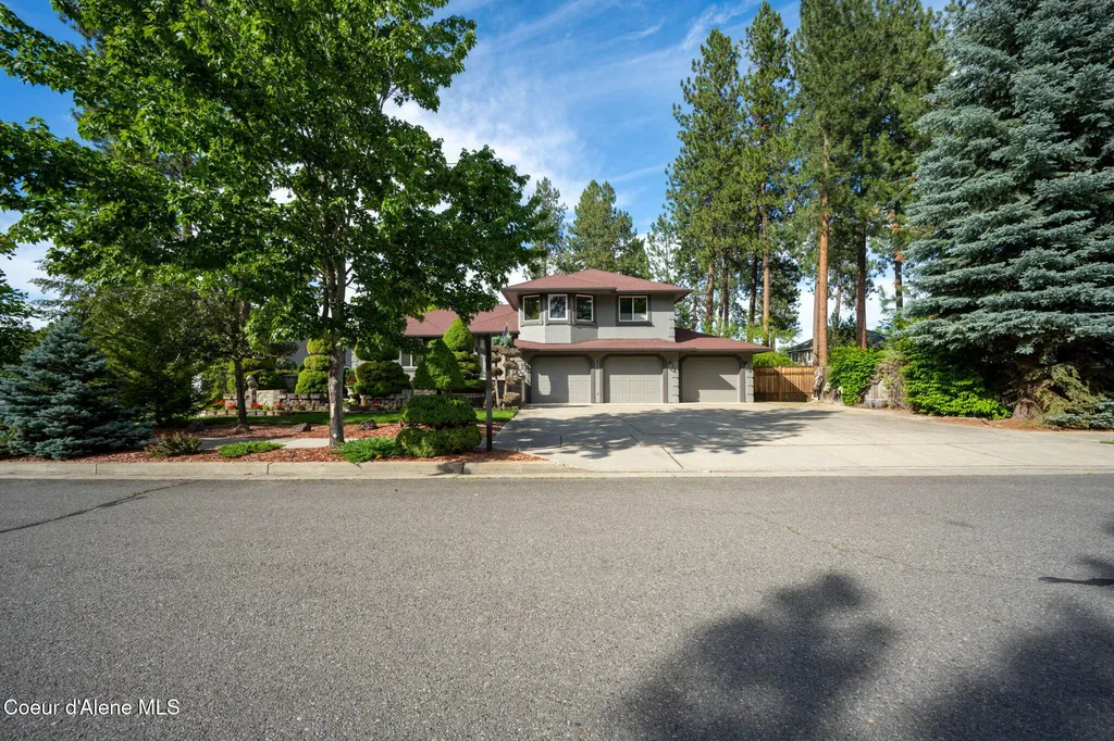 5231 E River Place Post Falls ID 83854