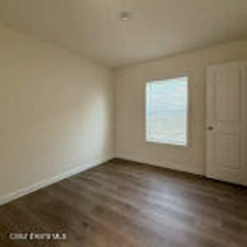 195 Davis Road Sagle ID 83860