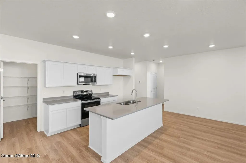 5396 E Antares Lane Post Falls ID 83854