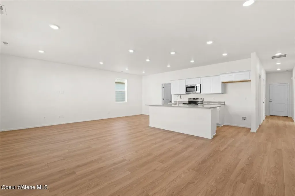 5396 E Antares Lane Post Falls ID 83854